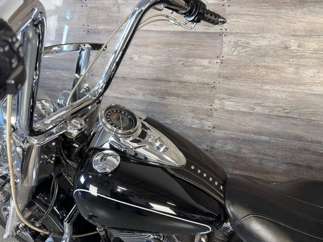 2015 Harley-Davidson FLSTC Heritage Softail Classic LOW MILES! - 23040697 - 13