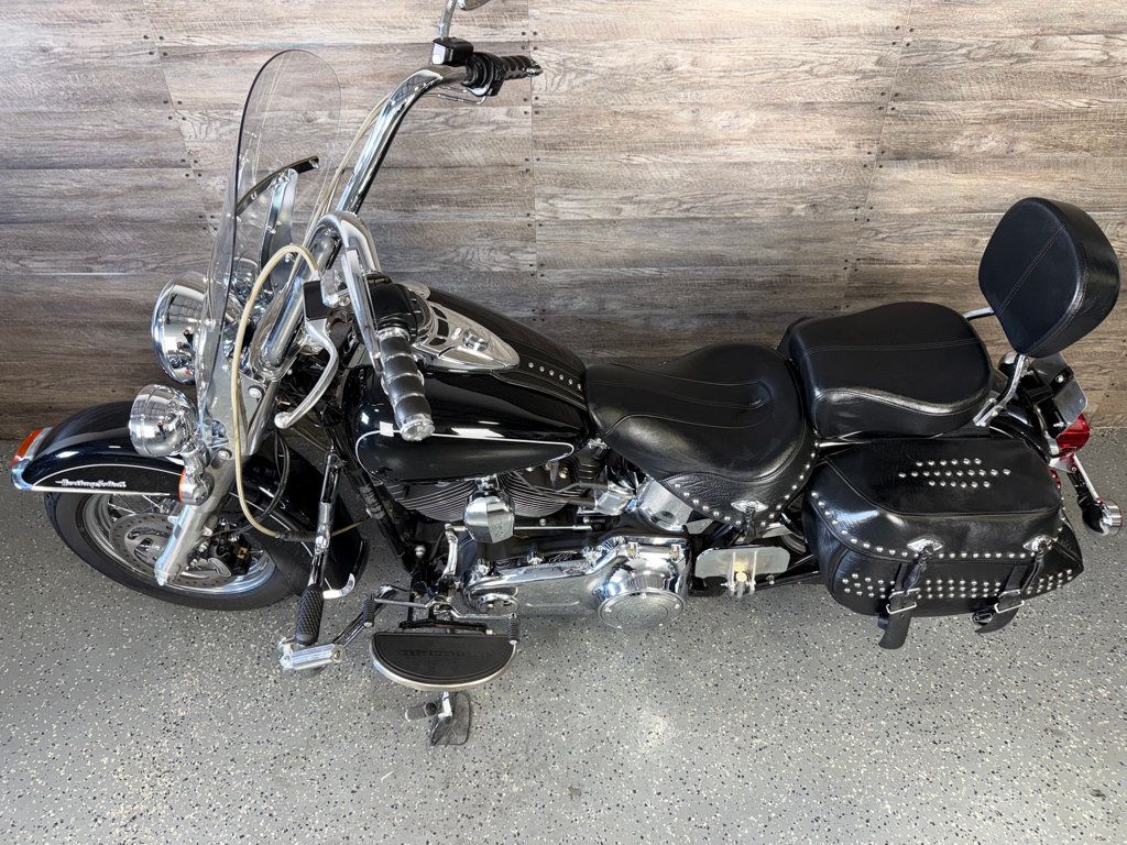 2015 Harley-Davidson FLSTC Heritage Softail Classic LOW MILES! - 23040697 - 15