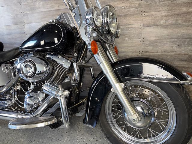 2015 Harley-Davidson FLSTC Heritage Softail Classic LOW MILES! - 23040697 - 4