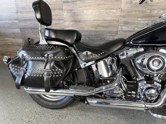 2015 Harley-Davidson FLSTC Heritage Softail Classic LOW MILES! - 23040697 - 6