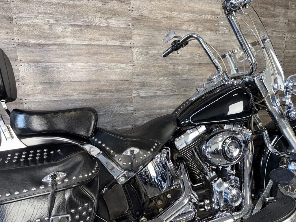 2015 Harley-Davidson FLSTC Heritage Softail Classic LOW MILES! - 23040697 - 8