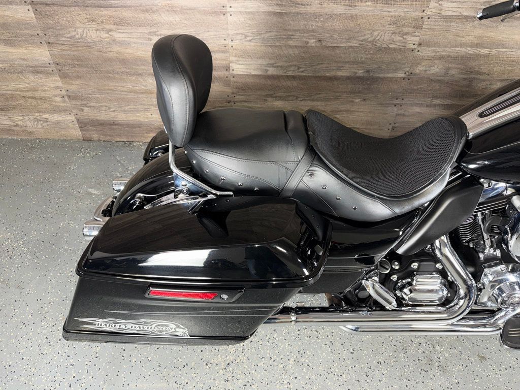2015 Harley-Davidson FLTRXS Road Glide Special SUPER CLEAN! - 23055421 - 5