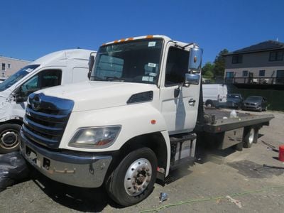 2015 Hino 268 - 5PVNJ8JN6F4S51778