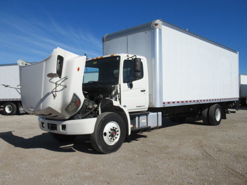 2015 HINO 268A (26ft Box with Lift Gate) - 22282676 - 40