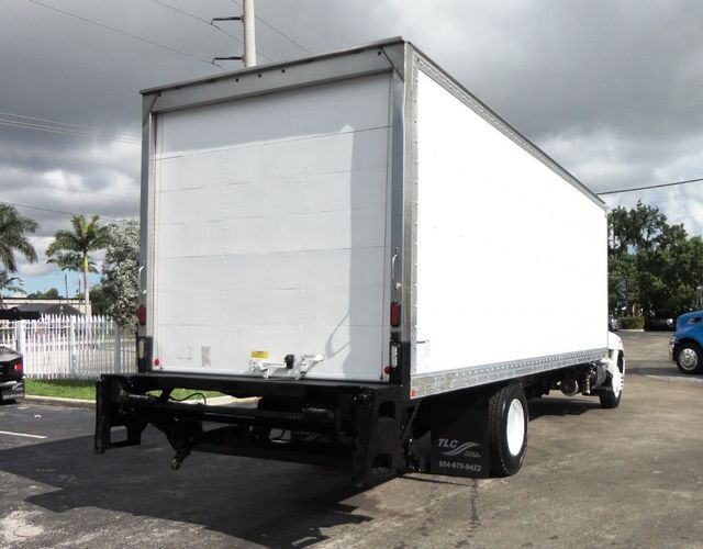 2015 HINO 268A 26FT DRY BOX TRUCK. CARGO TRUCK WITH LIFTGATE - 19274492 - 8