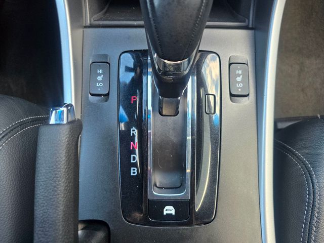 2015 Honda Accord Hybrid 4dr Sedan EX-L - 23045683 - 22