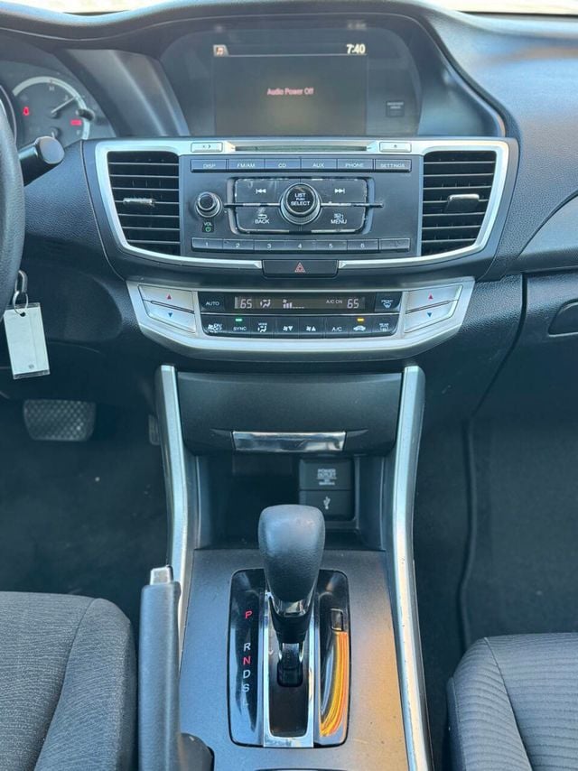 2015 Honda Accord Sedan 4dr I4 CVT LX - 22971689 - 12