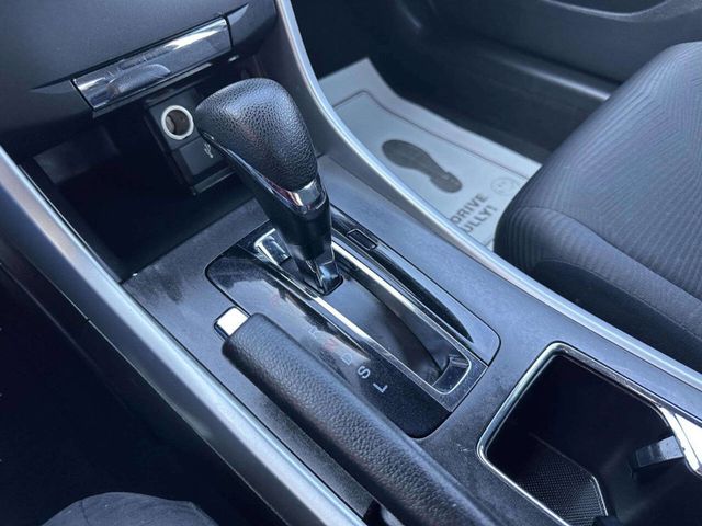 2015 Honda Accord Sedan 4dr I4 CVT LX - 23057199 - 28