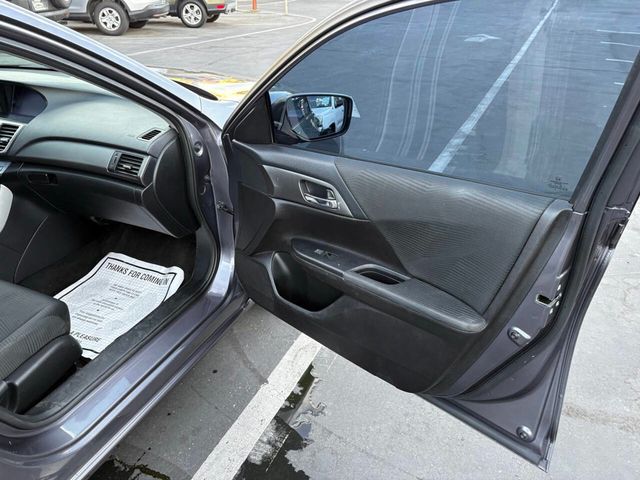 2015 Honda Accord Sedan 4dr I4 CVT LX - 22912729 - 20