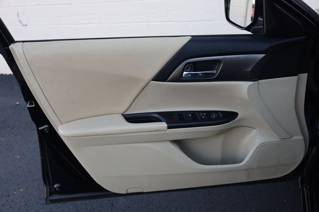 2015 Honda Accord Sedan 4dr I4 CVT LX - 22949442 - 11