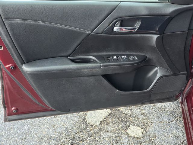 2015 Honda Accord Sedan 4dr I4 CVT Sport - 22885578 - 24