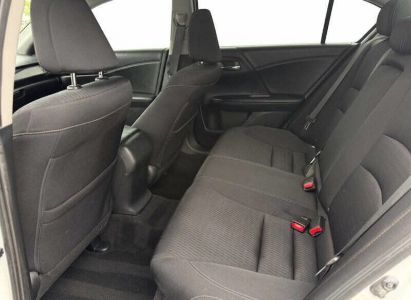 2015 Honda Accord Sedan 4dr I4 CVT Sport - 22936545 - 9