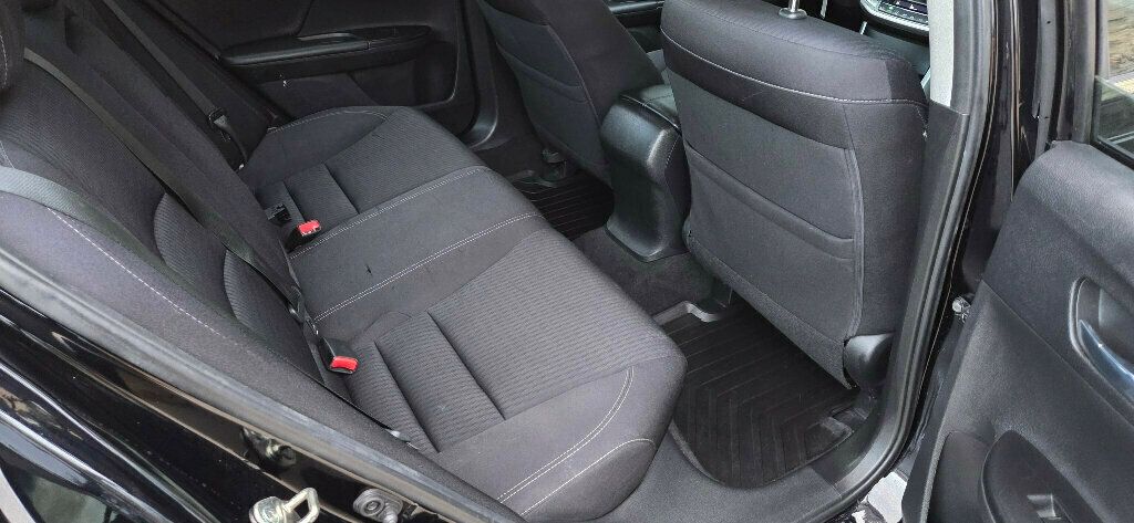 2015 Honda Accord Sedan 4dr I4 CVT Sport - 22965987 - 16