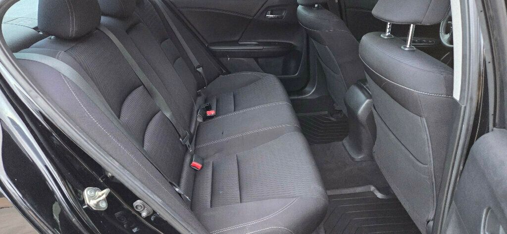 2015 Honda Accord Sedan 4dr I4 CVT Sport - 22965987 - 17