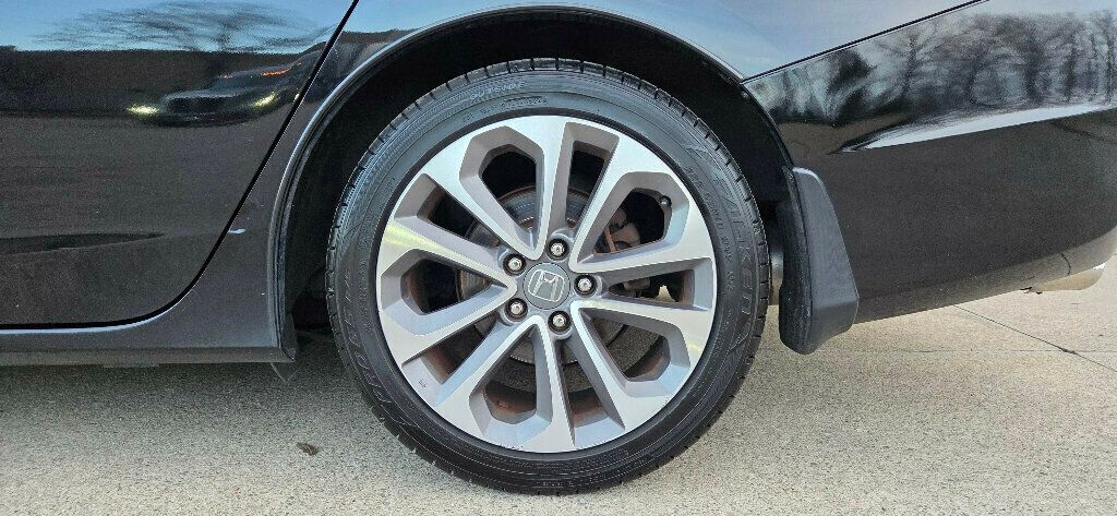 2015 Honda Accord Sedan 4dr I4 CVT Sport - 22965987 - 32