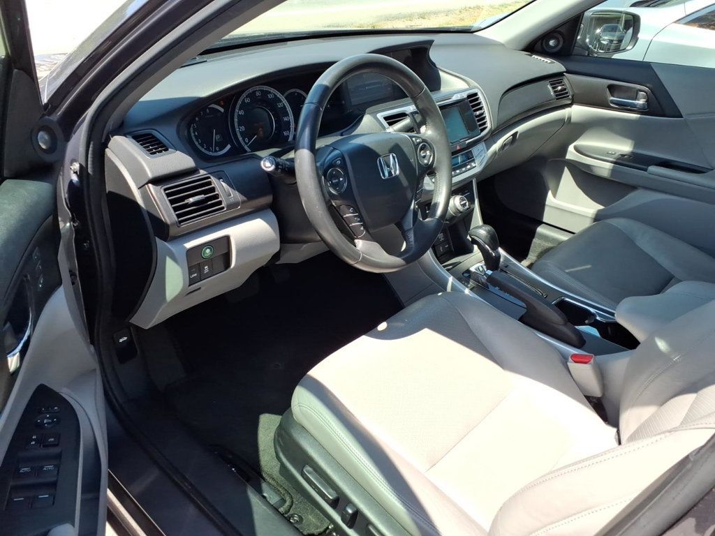 2015 Honda Accord Sedan 4dr V6 Automatic Touring - 23020718 - 5