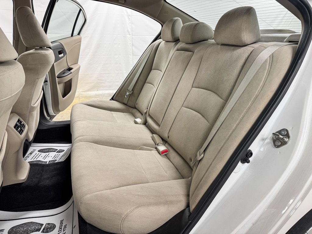 2015 Honda Accord Sedan EX - 23041135 - 9