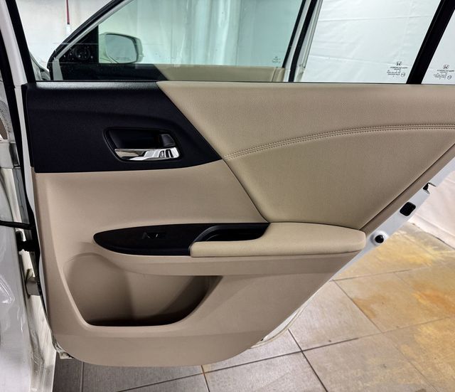 2015 Honda Accord Sedan EX - 23041135 - 16