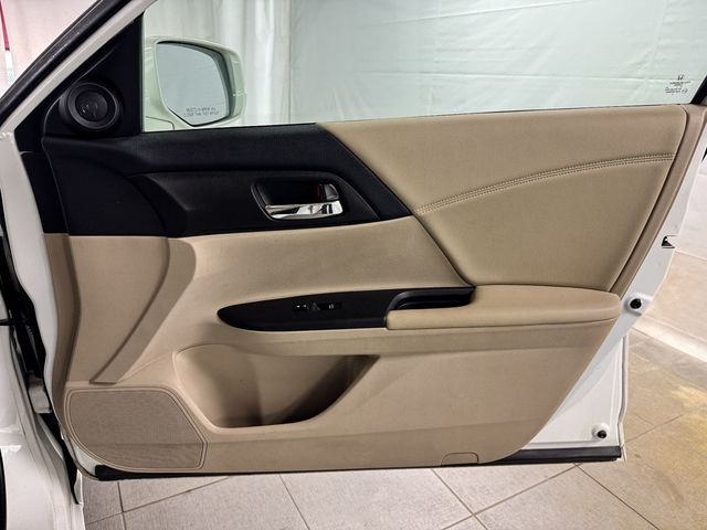 2015 Honda Accord Sedan EX - 23041135 - 17
