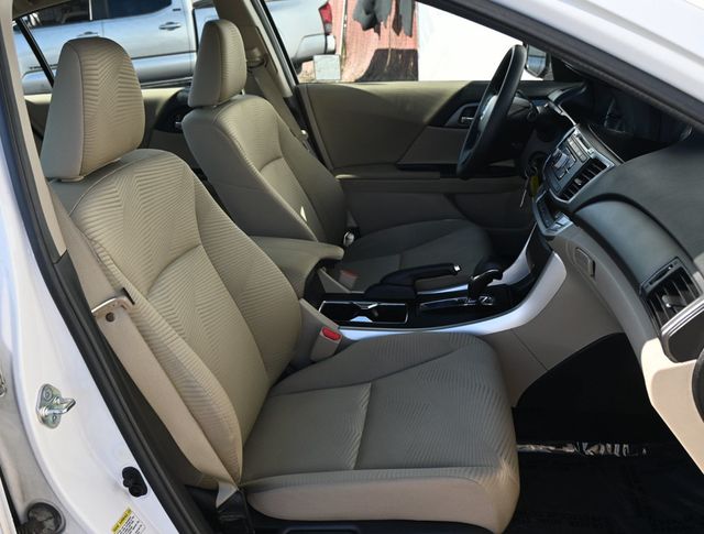 2015 Honda Accord Sedan LX  - 22941700 - 14