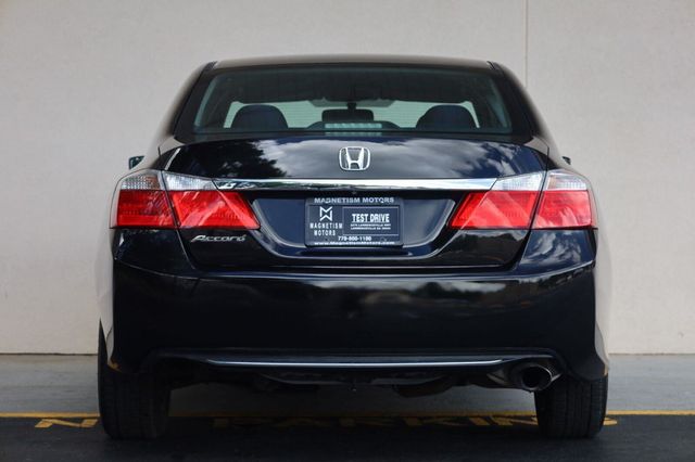 2015 Honda Accord Sedan LX - 23081987 - 9