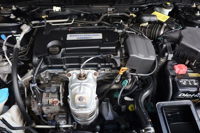 2015 Honda Accord Sedan LX - 23081987 - 12