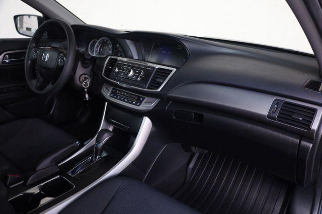 2015 Honda Accord Sedan LX - 23081987 - 27