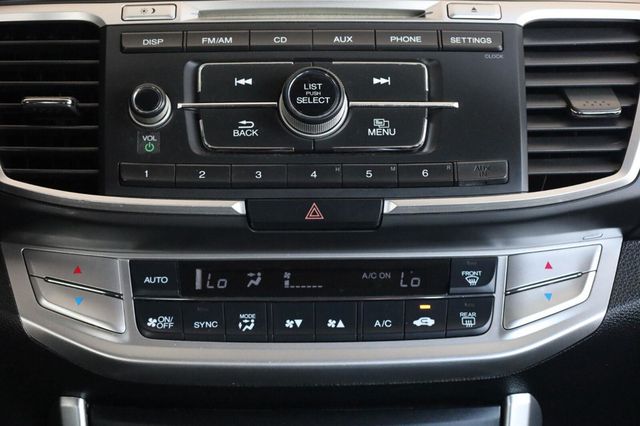 2015 Honda Accord Sedan LX - 23081987 - 36