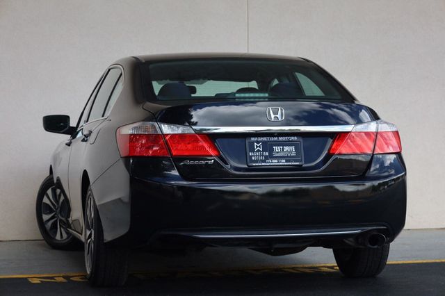 2015 Honda Accord Sedan LX - 23081987 - 8