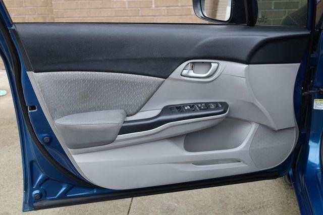 2015 Honda Civic LX - 23047286 - 12
