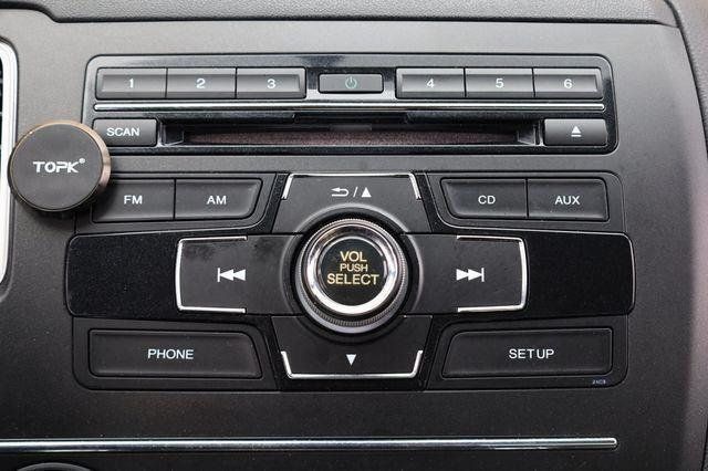 2015 Honda Civic LX - 23047286 - 32