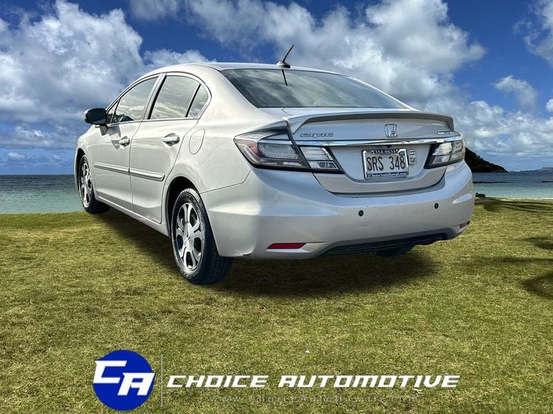 2015 Honda Civic Hybrid 4dr Sedan L4 CVT - 22967790 - 4