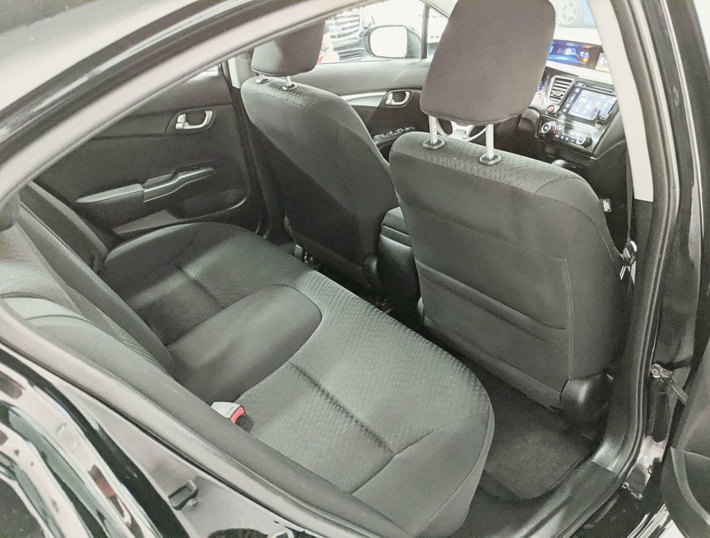 2015 Honda Civic Sedan 4dr CVT EX - 22428363 - 31