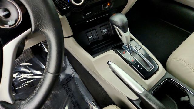 2015 Honda Civic Sedan 4dr CVT EX-L - 23059068 - 17