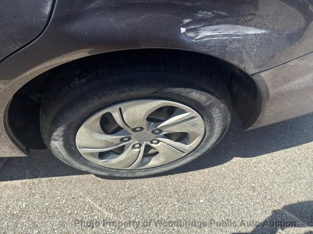 2015 Honda Civic Sedan 4dr CVT LX - 22929024 - 18