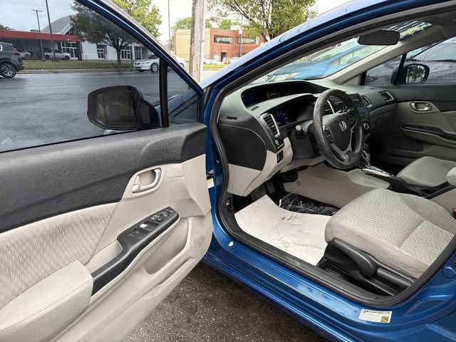 2015 Honda Civic Sedan 4dr CVT LX - 23056549 - 16