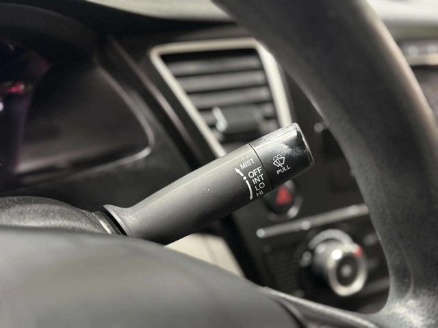 2015 Honda Civic Sedan 4dr CVT LX - 22979519 - 31