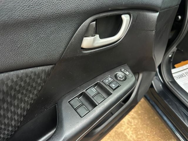 2015 Honda Civic Sedan 4dr CVT LX - 22959412 - 28