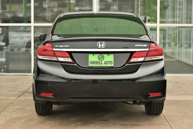 2015 Honda Civic Sedan 4dr CVT LX - 22959412 - 5