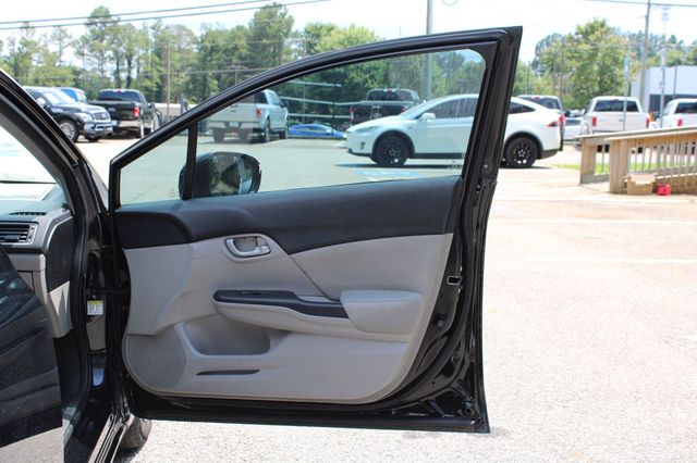 2015 Honda Civic Sedan 4dr CVT LX - 23045134 - 28