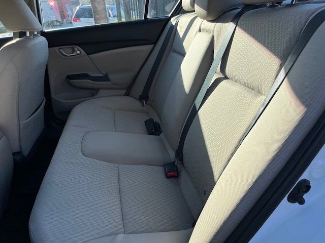 2015 Honda Civic Sedan 4dr CVT LX - 22951159 - 6