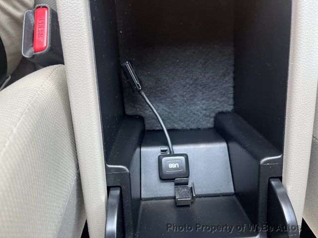 2015 Honda Civic Sedan 4dr CVT LX - 23046769 - 18