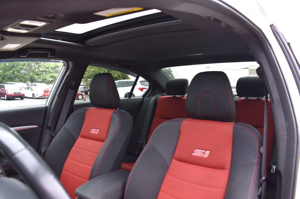 2015 Honda Civic Si photo 11