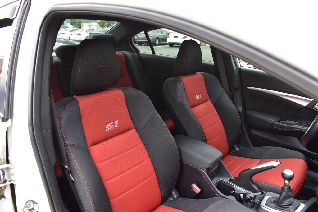 2015 Honda Civic Si photo 14