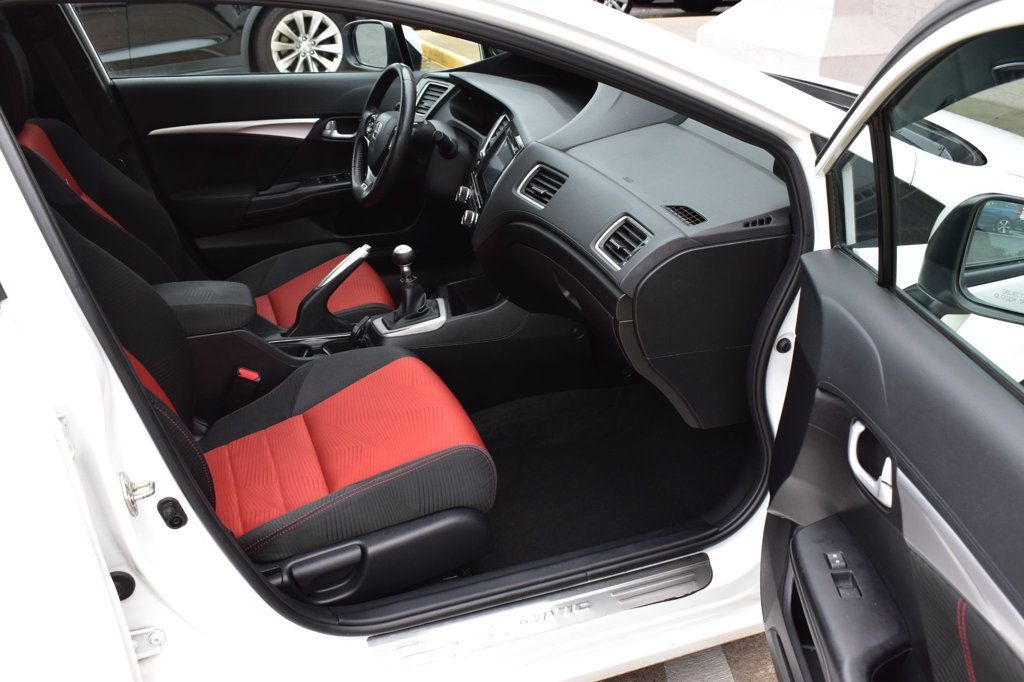 2015 Honda Civic Si photo 15