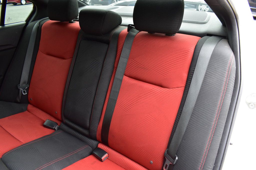 2015 Honda Civic Si photo 17