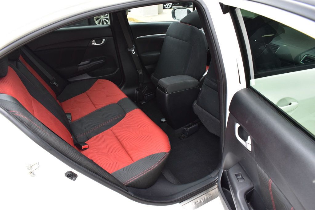 2015 Honda Civic Si photo 21