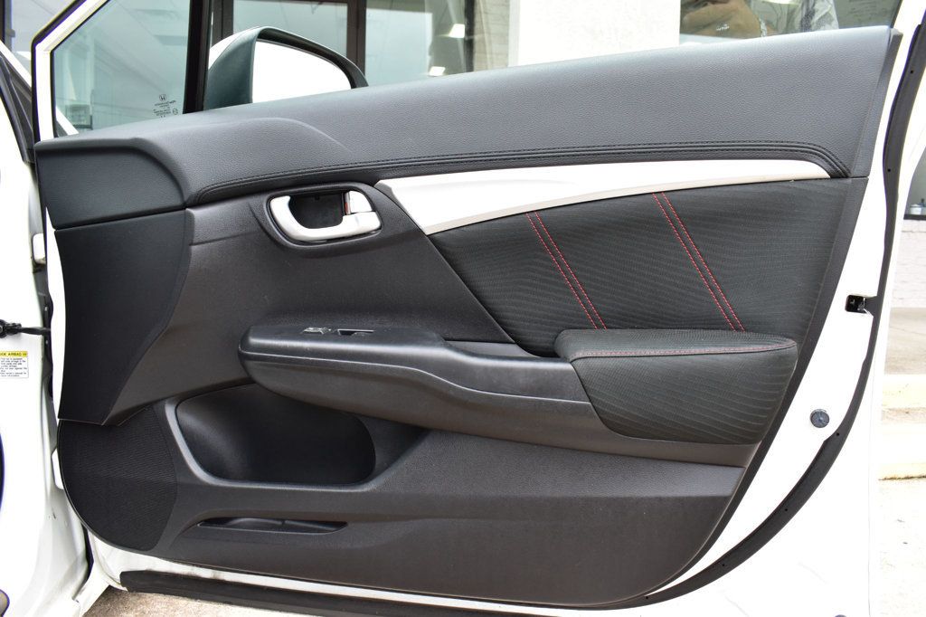 2015 Honda Civic Si photo 41