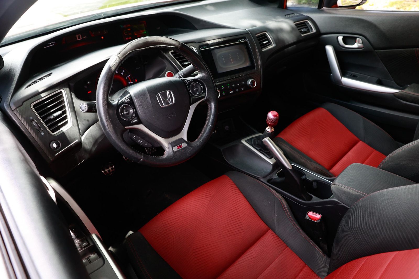 2015 Honda Civic Si photo 2
