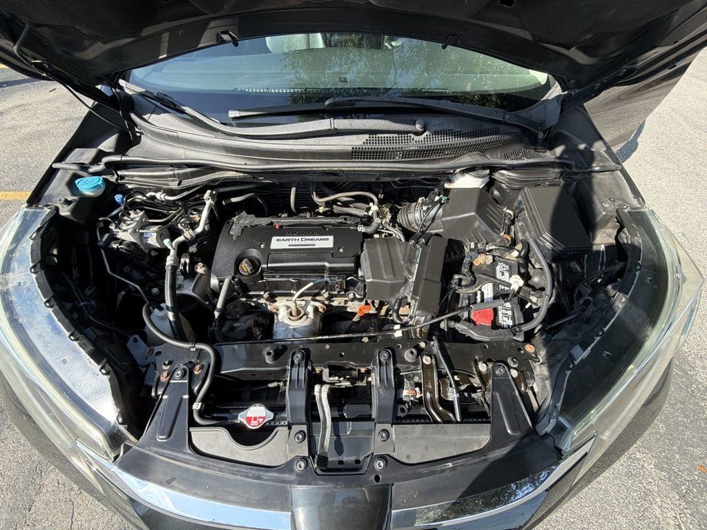 Honda CR-V photo 11